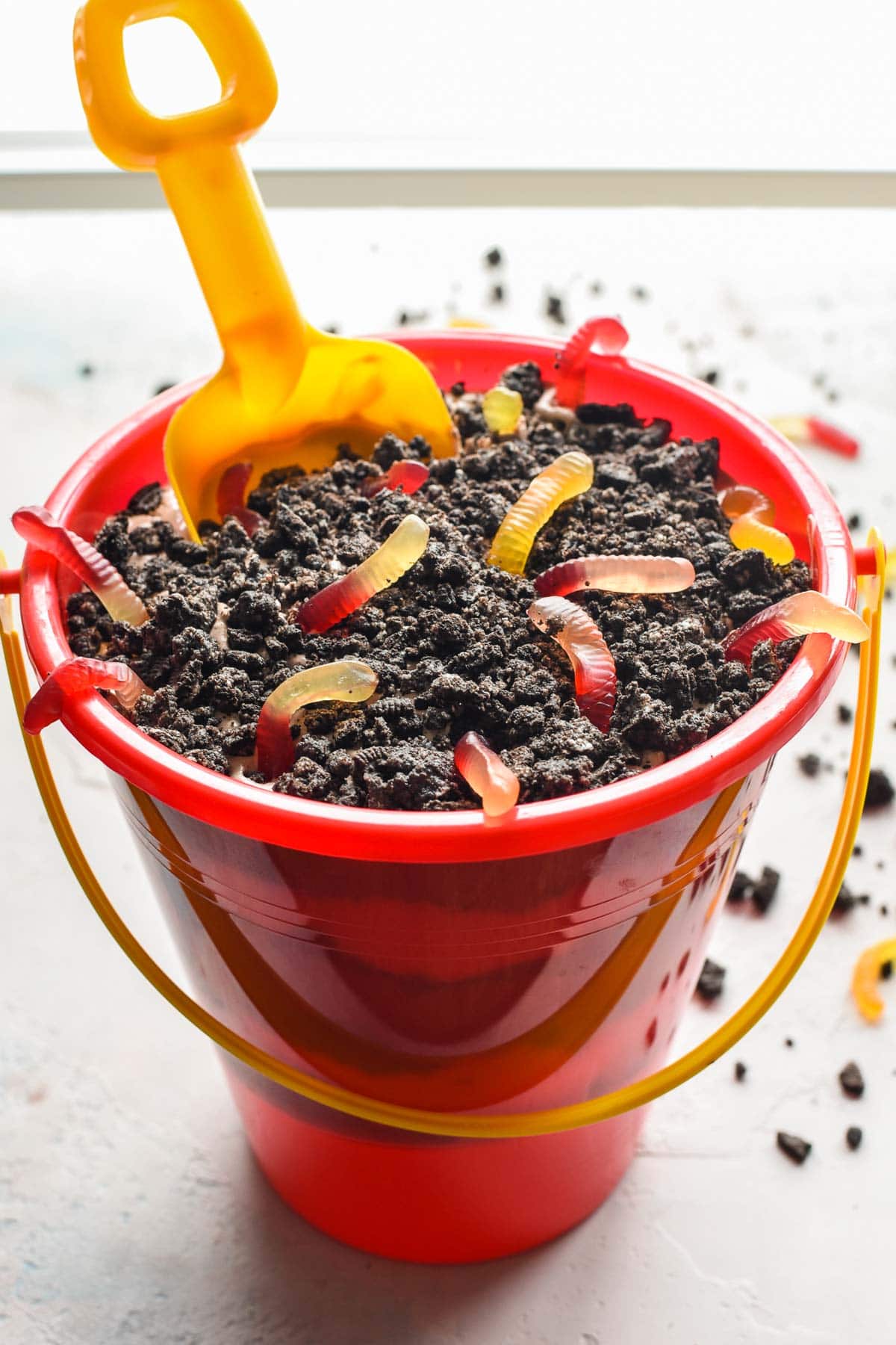 This Dirt Pudding recipe is perfect for family gathering and loved by kids and adults alike!