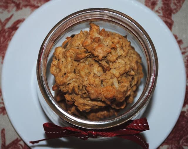 Butterscotch Oatmeal Cookies from Neighborfoodblog.com