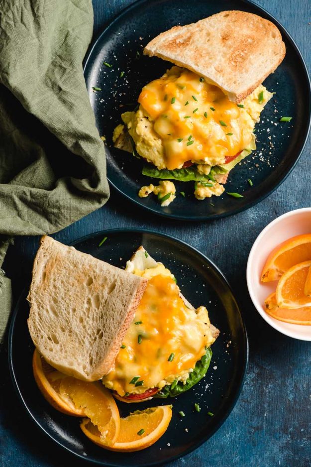 Cheesy Scrambled Egg Sandwich | NeighborFood