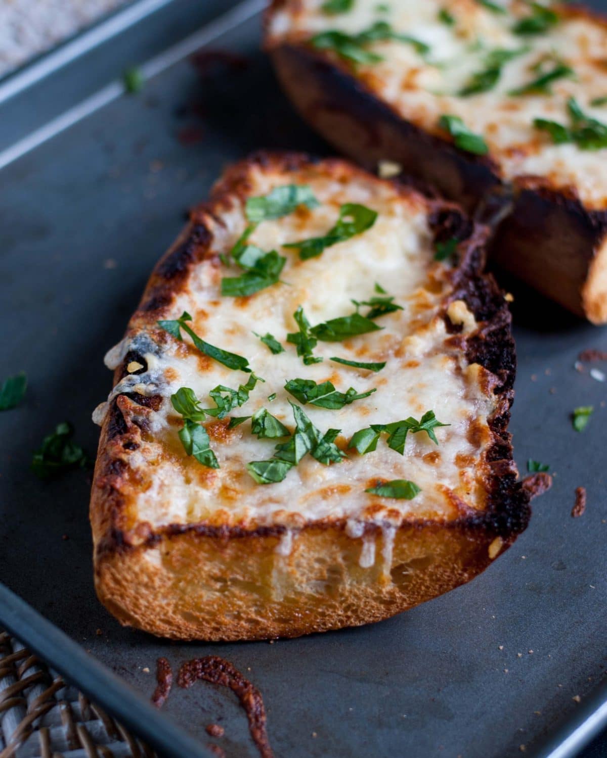 Easy Cheesy Homemade Garlic Bread | Neighborfoodblog.com