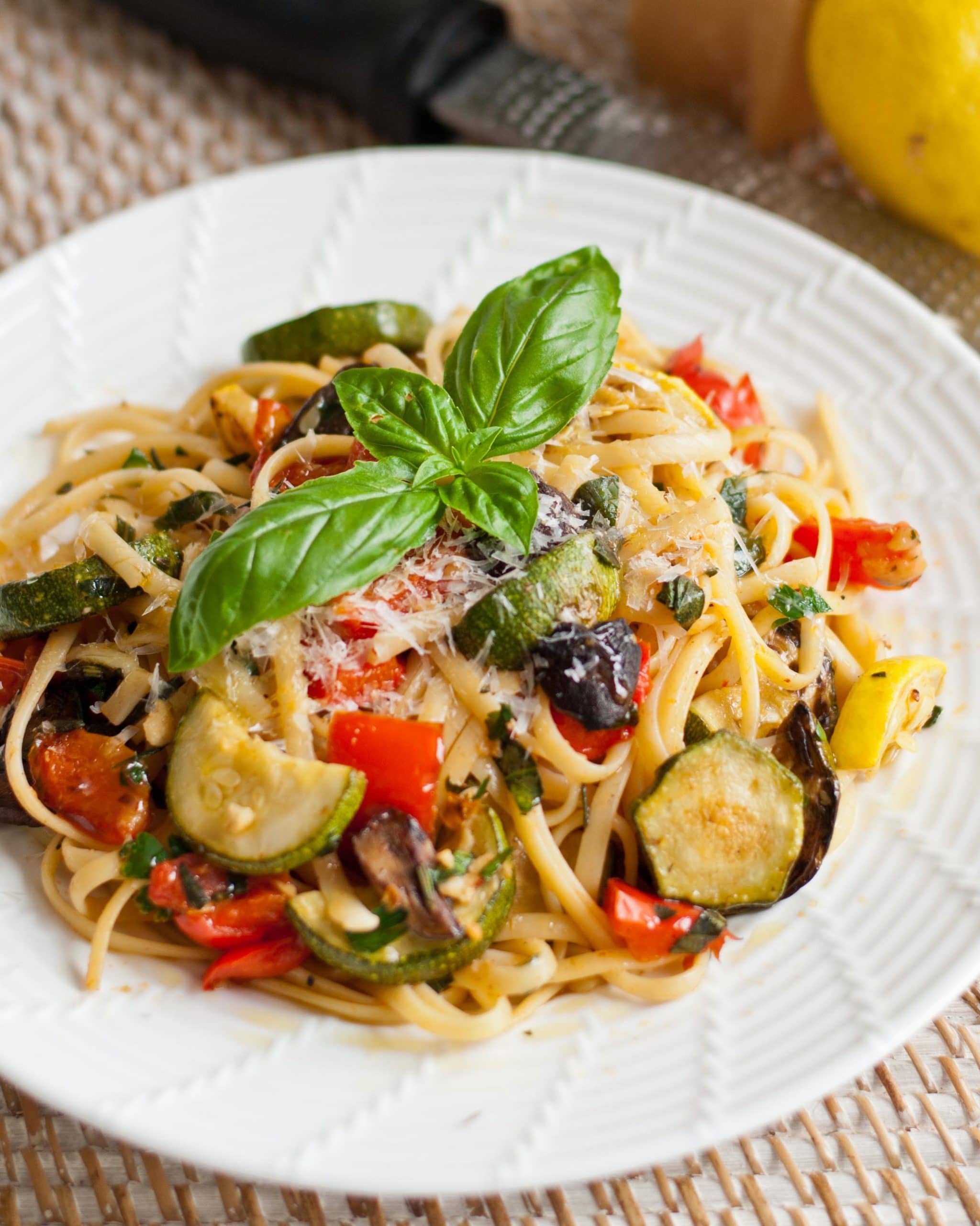 Lemony Summer Linguine with Grilled Vegetables | Neighborfoodblog.com