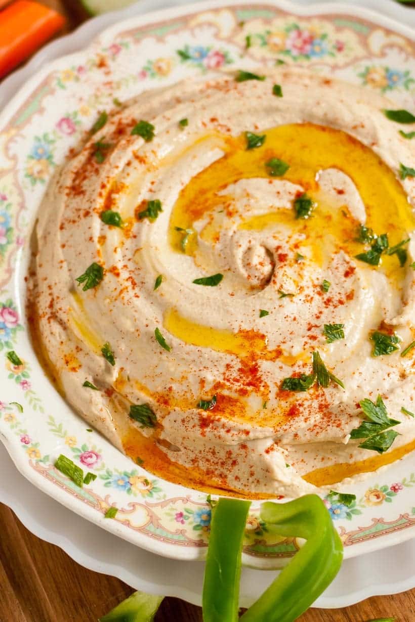 Homemade Hummus (Ultra Smooth and Creamy Recipe) Neighborfood