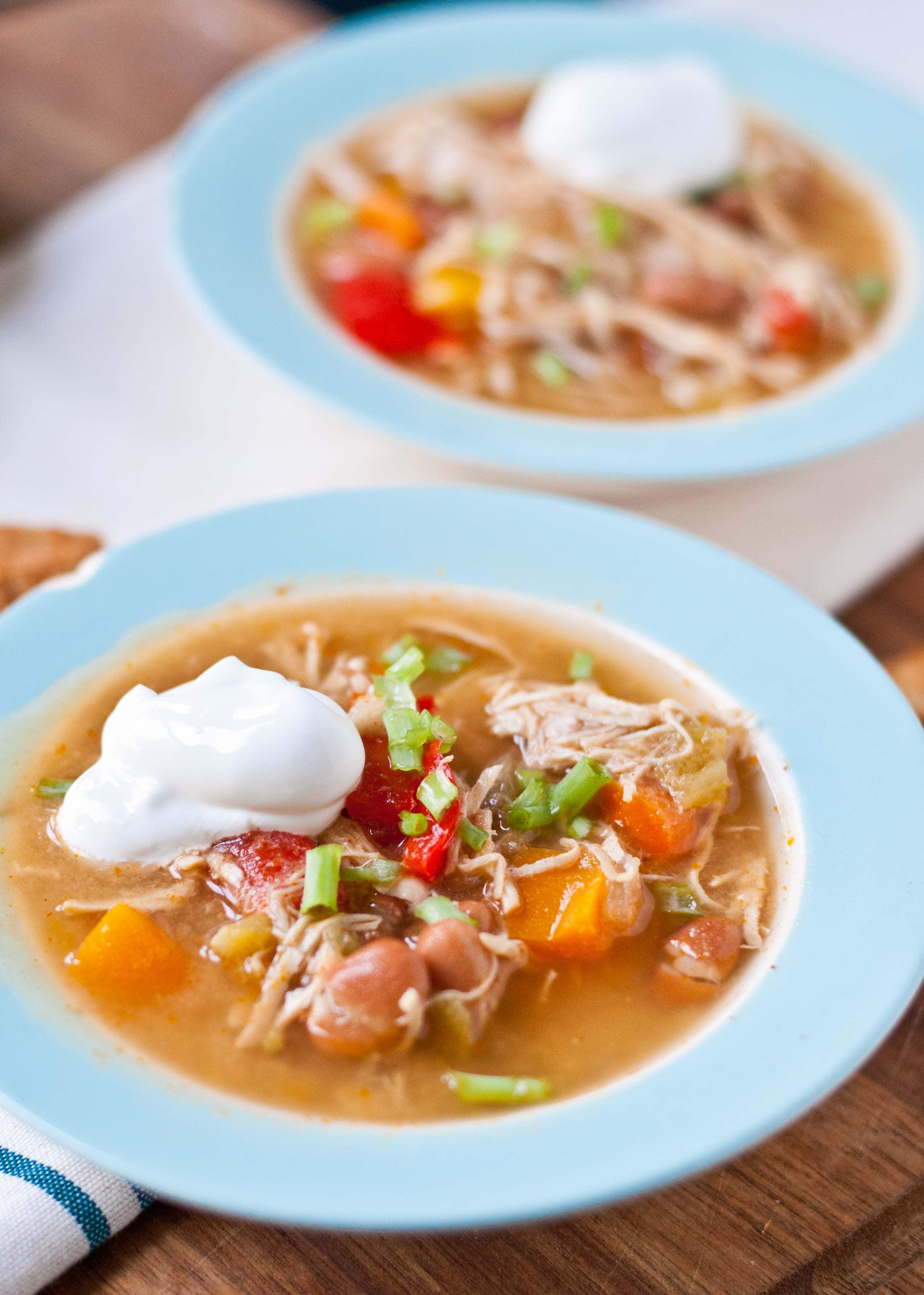 Warm, comforting Slow Cooker White Chicken Chili--an easy weeknight meal!