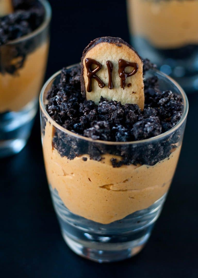 Pumpkin Dirt Pudding (Graveyard Parfaits)