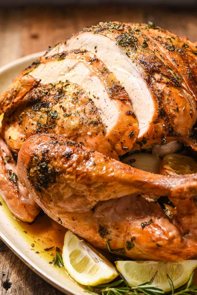 Oven Roasted Turkey (Easy Recipe with VIDEO) | NeighborFood