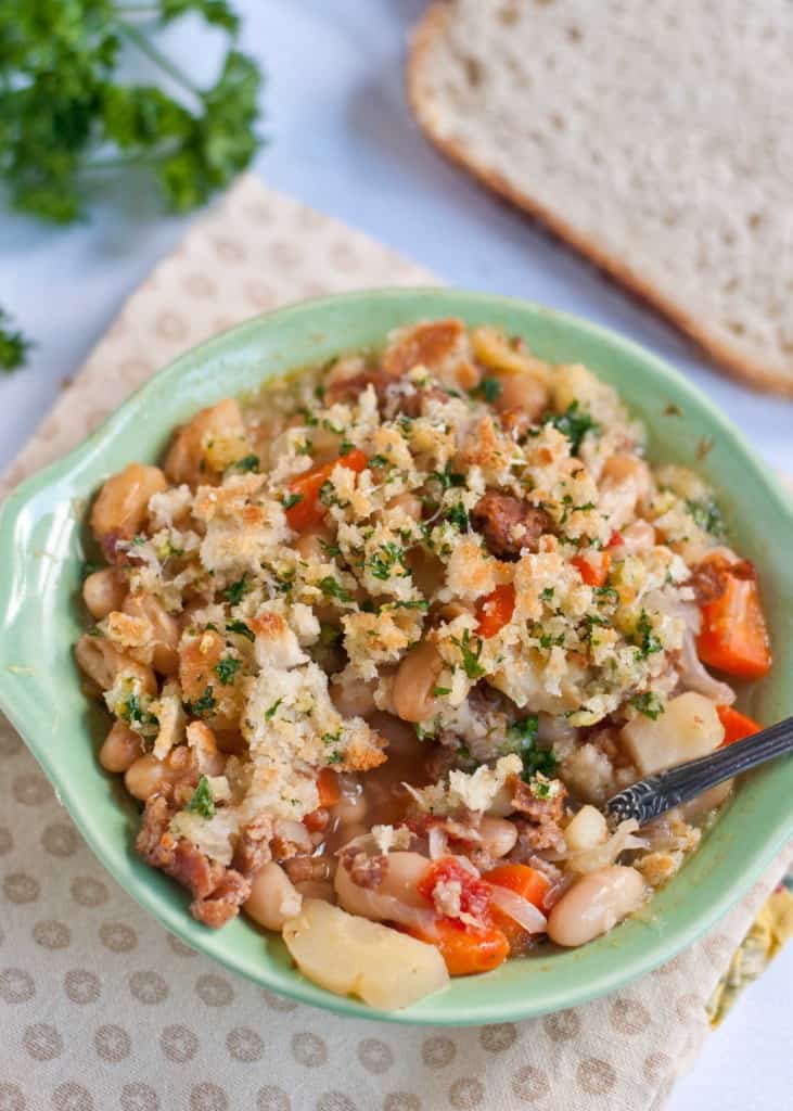 Simple Cassoulet with Garlic Breadcrumb Topping | Neighborfoodblog.com