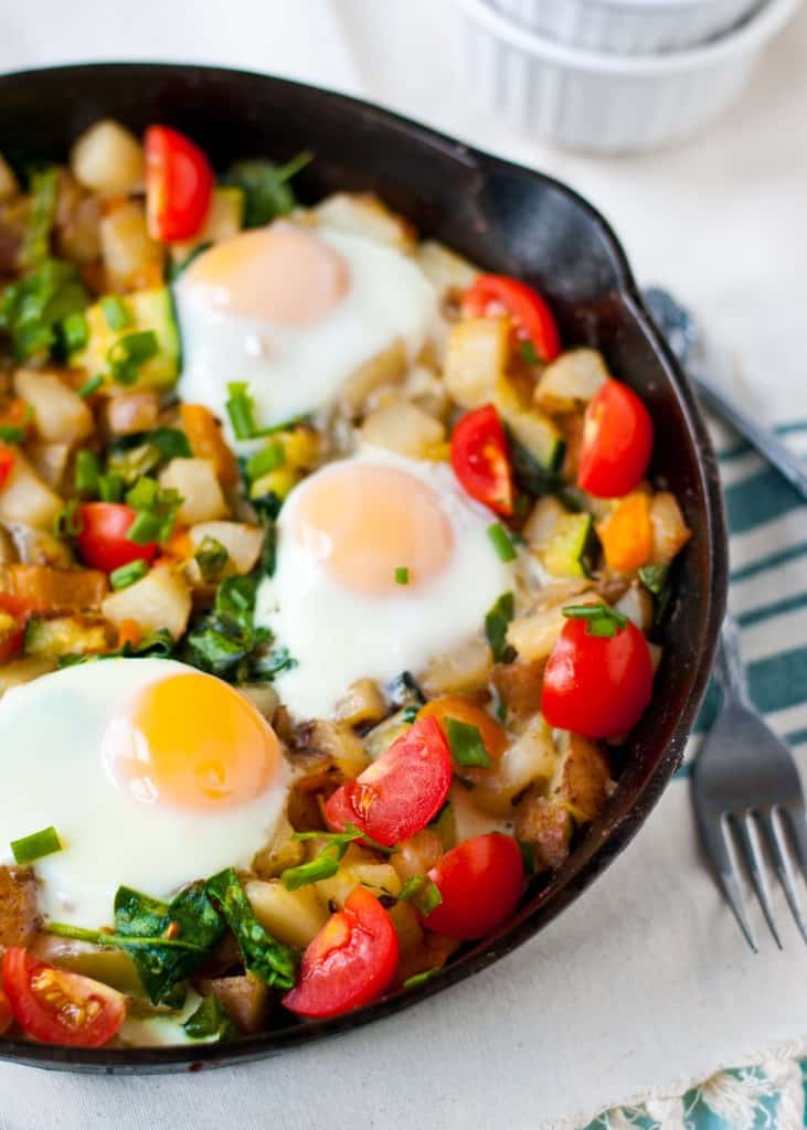 Red Potato, Bell Pepper, and Spinach Breakfast Hash | Neighborfoodblog.com