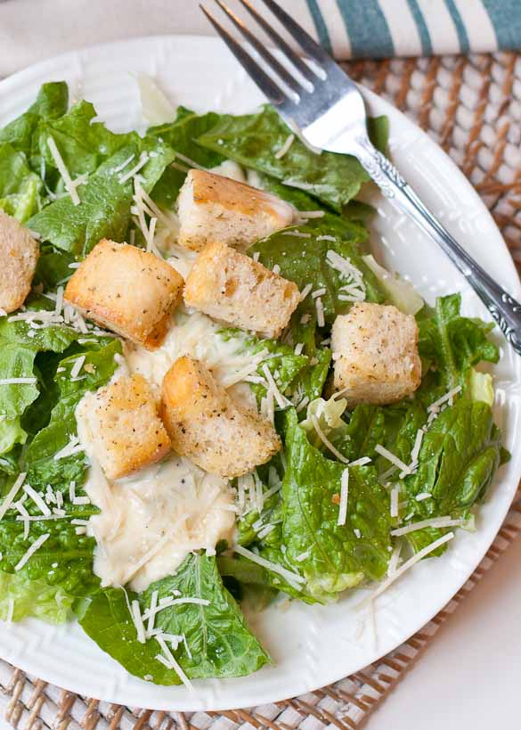 Easy Caesar Salad With Homemade Croutons Neighborfood