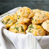 Copy Cat Red Lobster Cheddar Bay Biscuits