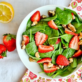 strawberry-spinach-salad-275