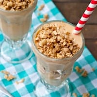 Peach Crisp Smoothie