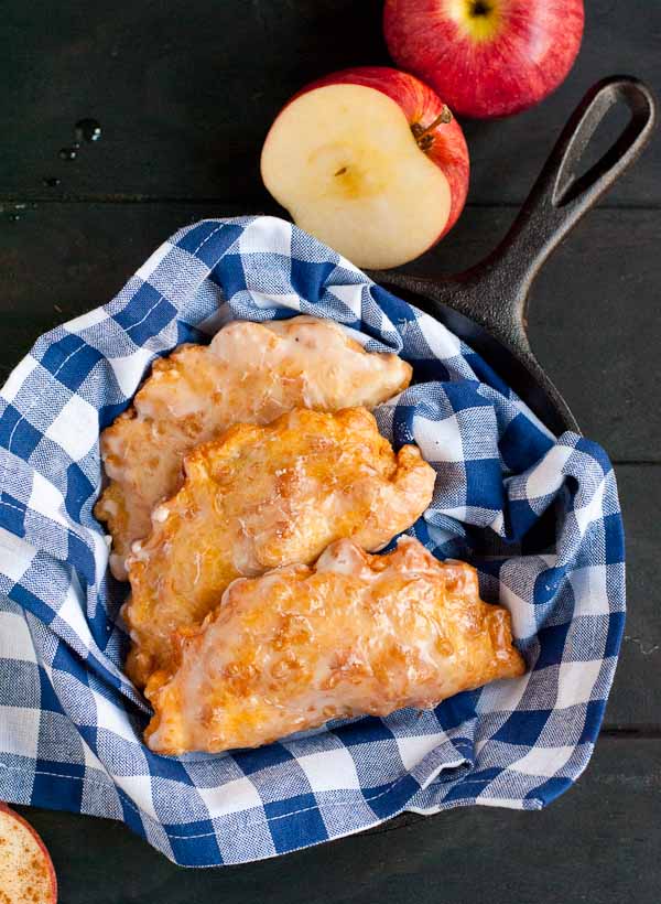 These Amish Apple Fry Pies are perfect for Autumn snacking. 