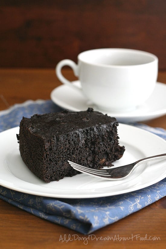 Slow-Cooker-Chocolate-Cake-2