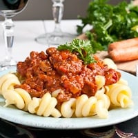 Slow Cooker Italian Sausage, Beef, and Vegetable Ragu