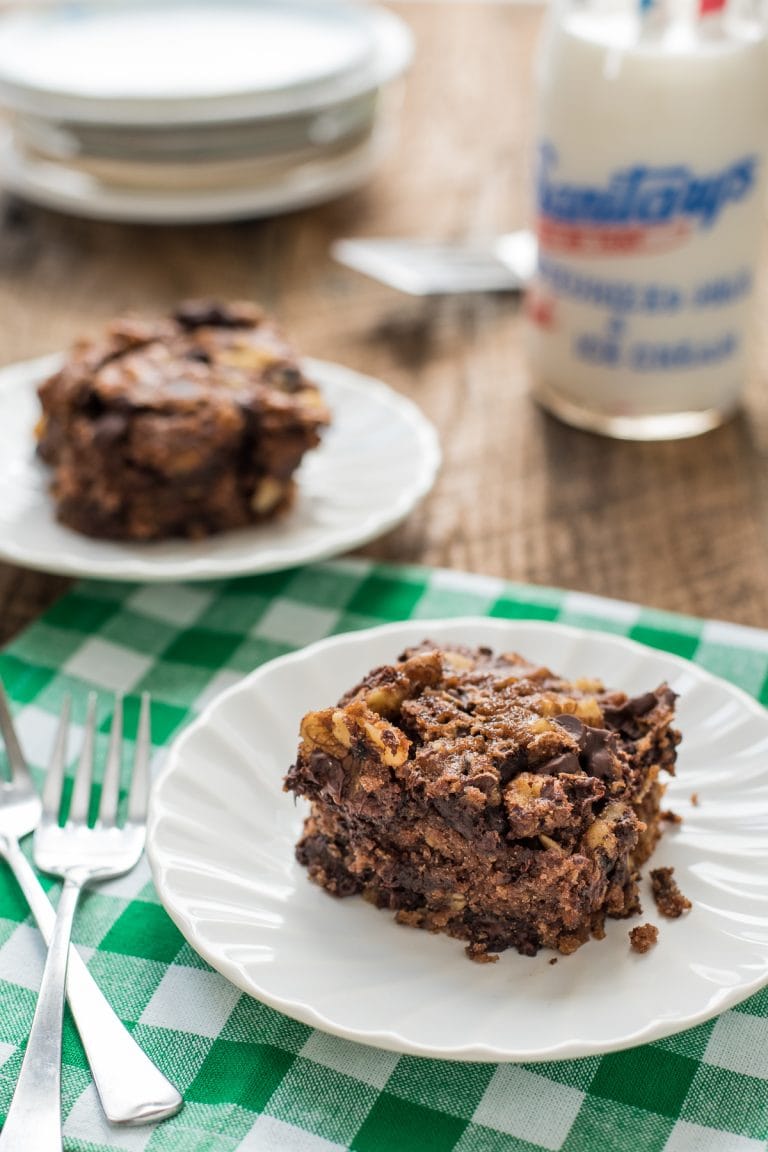 This Oatmeal Chocolate Chip Snack Cake has an irresistible chewy texture that's perfect for an after school treat!