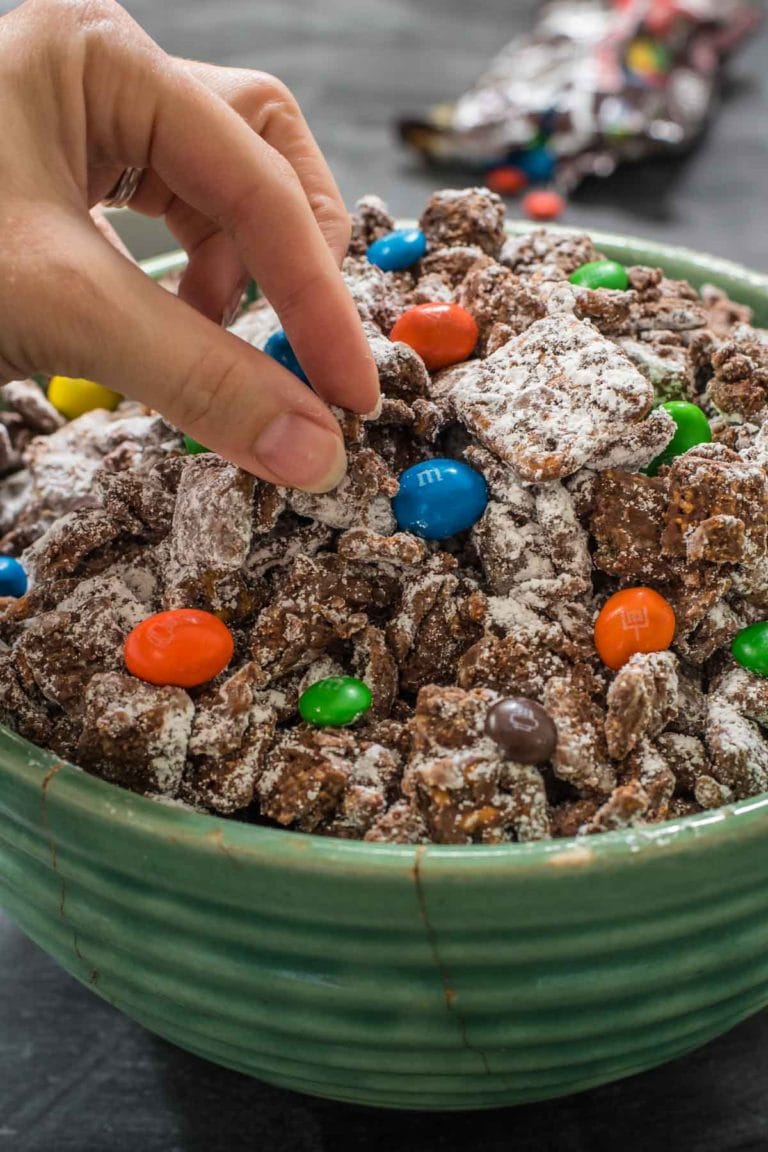 Chocolate Peanut Butter Puppy Chow | NeighborFood