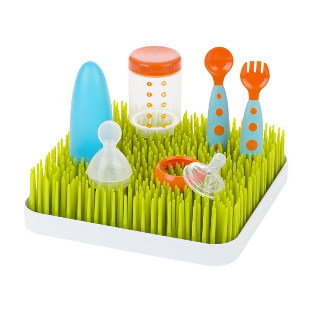 We have gotten so much use out of this Boon Grass. It is one of my must haves for baby's first year!