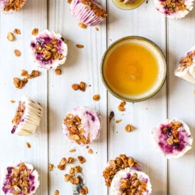 Berry Frozen Yogurt Bites are like a fruit and yogurt parfait in frozen form. They're a great healthy snack or breakfast kiddos and adults will both love.