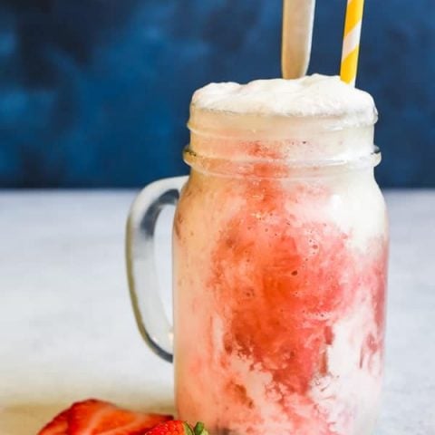 These refreshing Strawberry Rhubarb Ice Cream Floats will be a hit at all your summer parties!