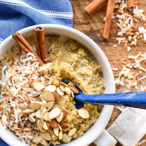 These Chai Spiced Quinoa Breakfast Bowls are a healthy breakfast option for cold winter mornings.