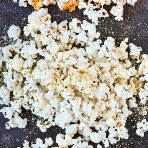 Seasoned popcorn