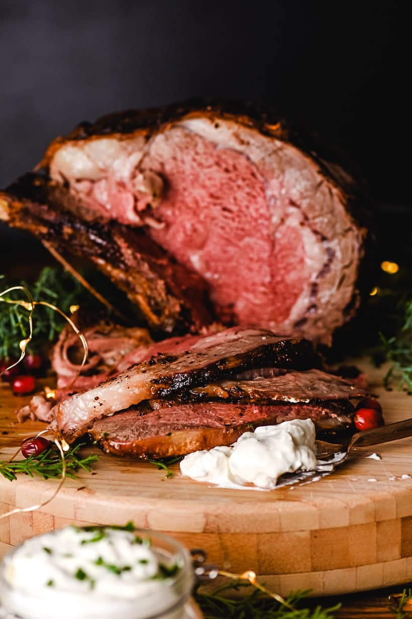 Sliced prime rib roast with horseradish sauce