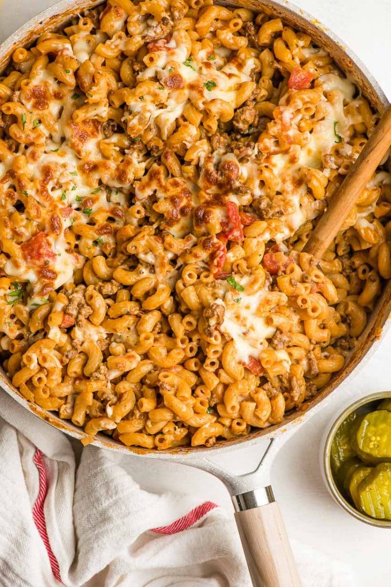 One Pot Cheeseburger Macaroni (30 Minute Meal) NeighborFood One Pot Cheeseburger Macaroni (30 Minute Meal) NeighborFood