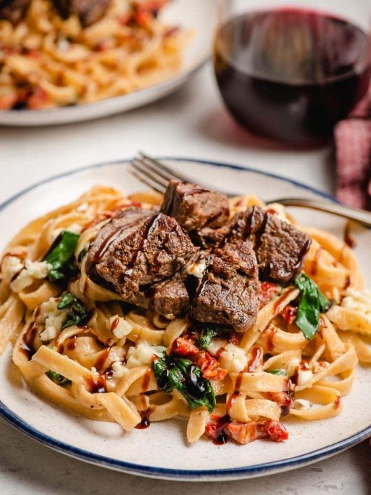 Steak Pasta with Gorgonzola - NeighborFood