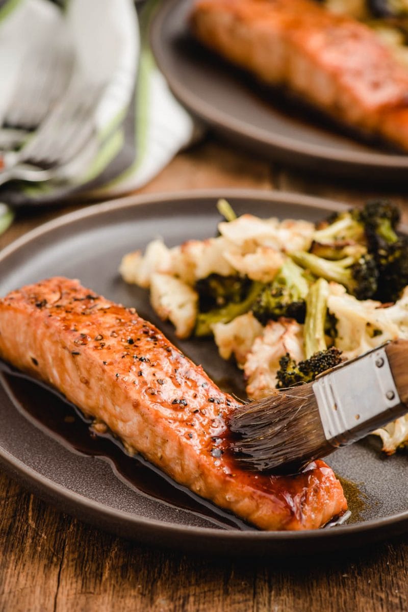 Honey Soy Salmon (20 Min + One Pan Meal) - NeighborFood