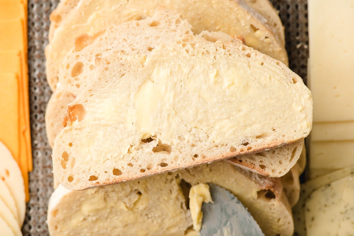 Buttered bread