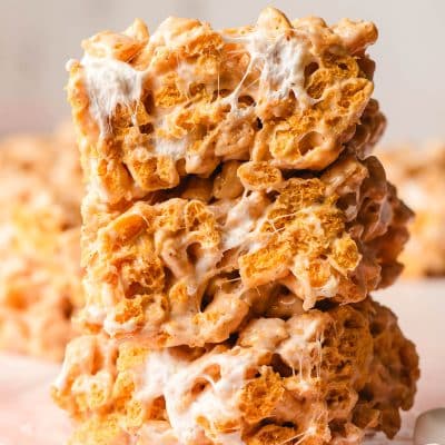 Stack of 3 Cap'n Crunch Treats.