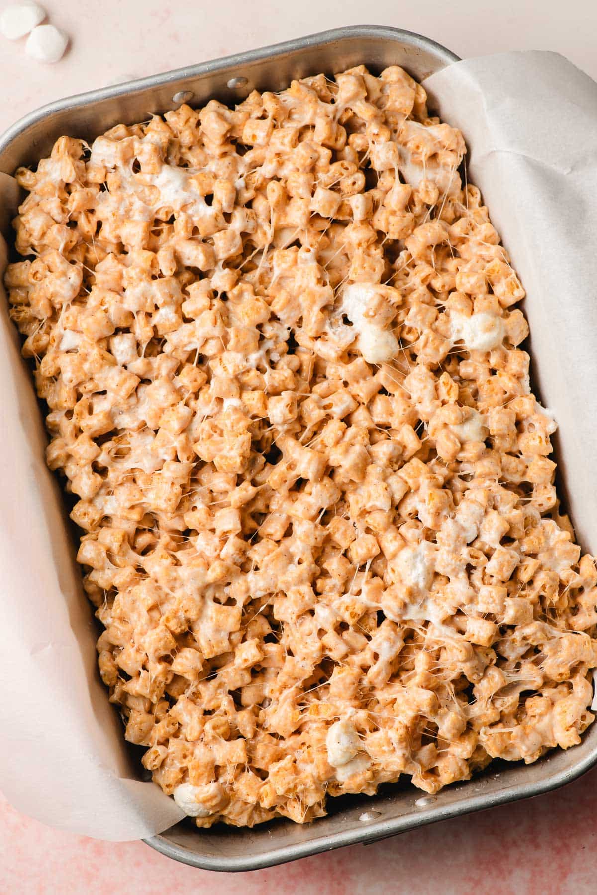 Pan of Cap'n Crunch Bars.