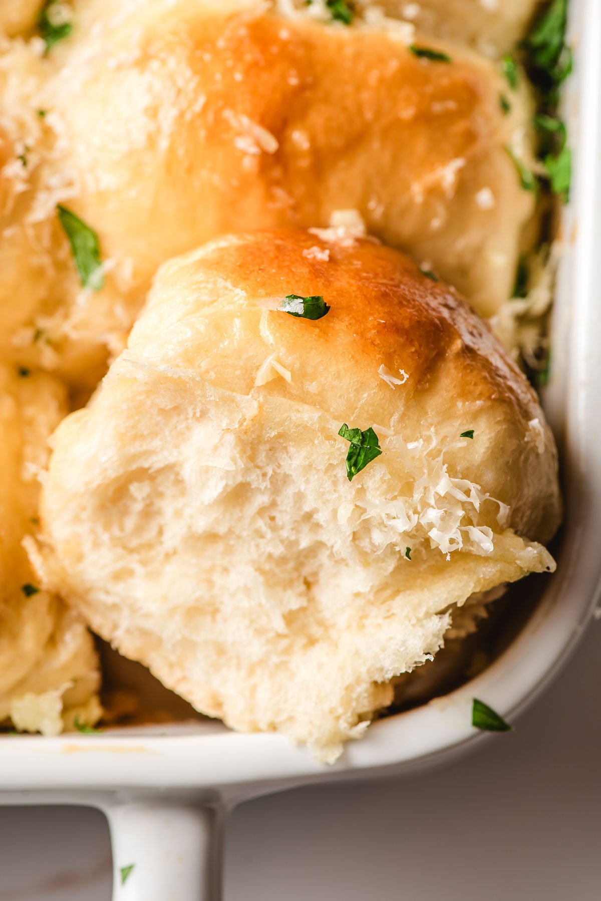 Garlic parmesan dinner roll